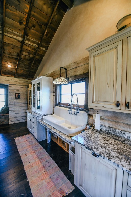 1100 Carrigan Property Photo 45