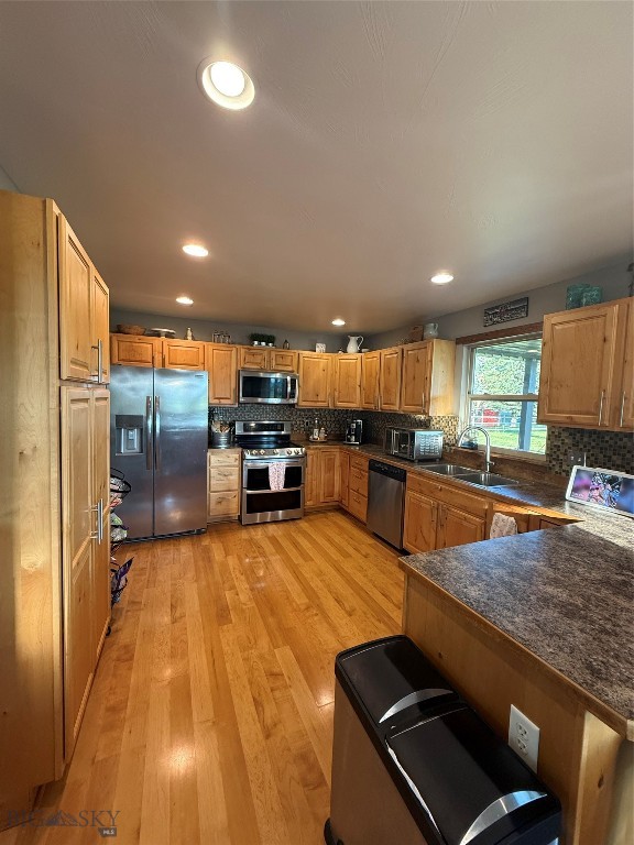 218 East Tobiano Trail Property Photo 11