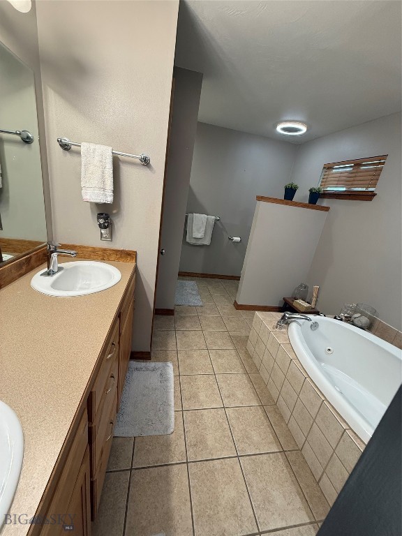 218 East Tobiano Trail Property Photo 15