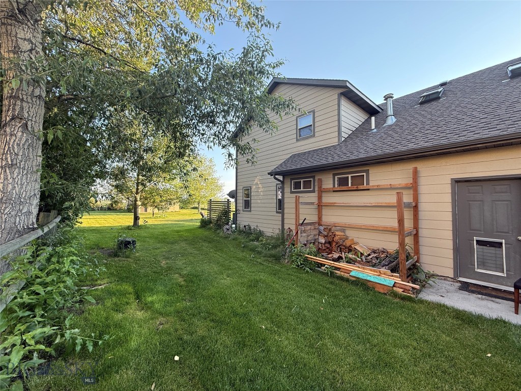218 East Tobiano Trail Property Photo 28