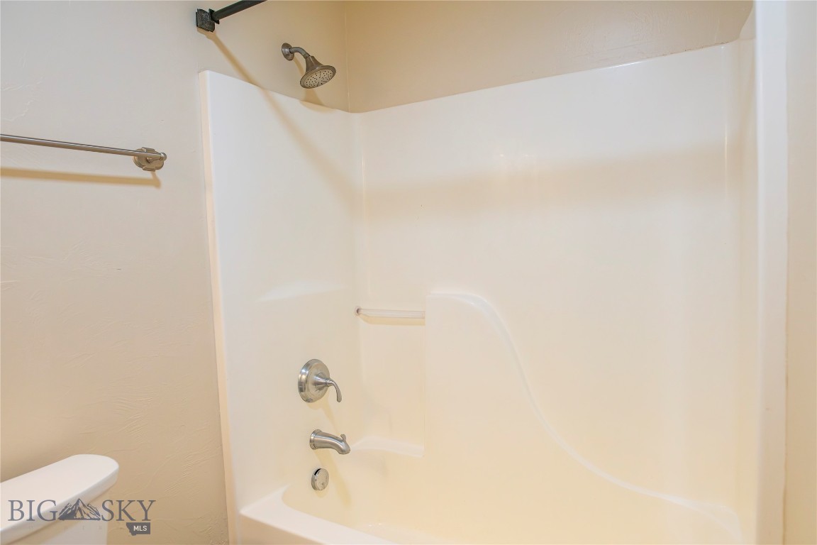 275 N Ferguson Avenue 3 Property Photo 23