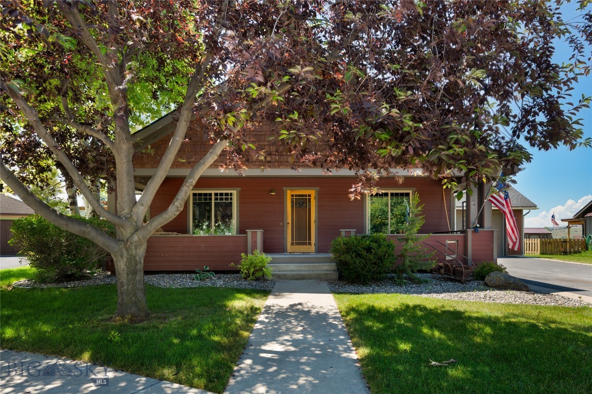 64 E Clara Court Property Photo 1