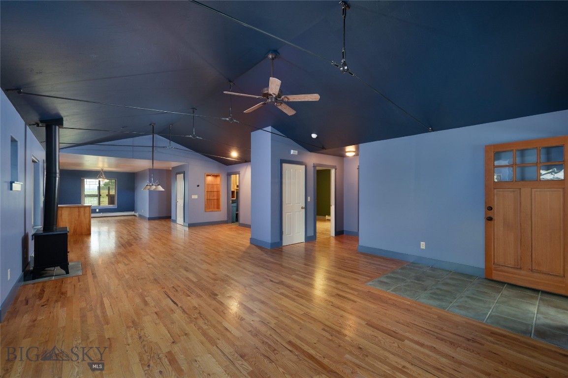 64 E Clara Court Property Photo 10