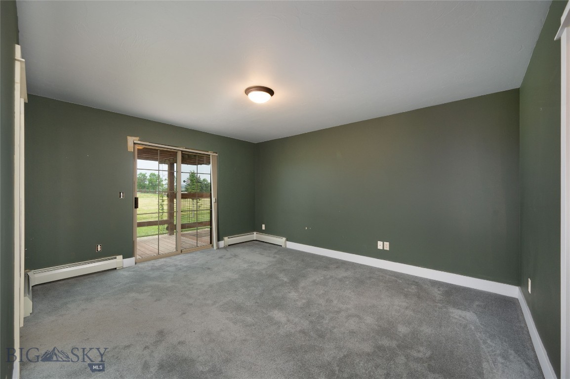 64 E Clara Court Property Photo 25