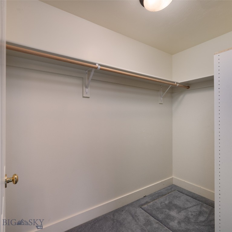 64 E Clara Court Property Photo 29