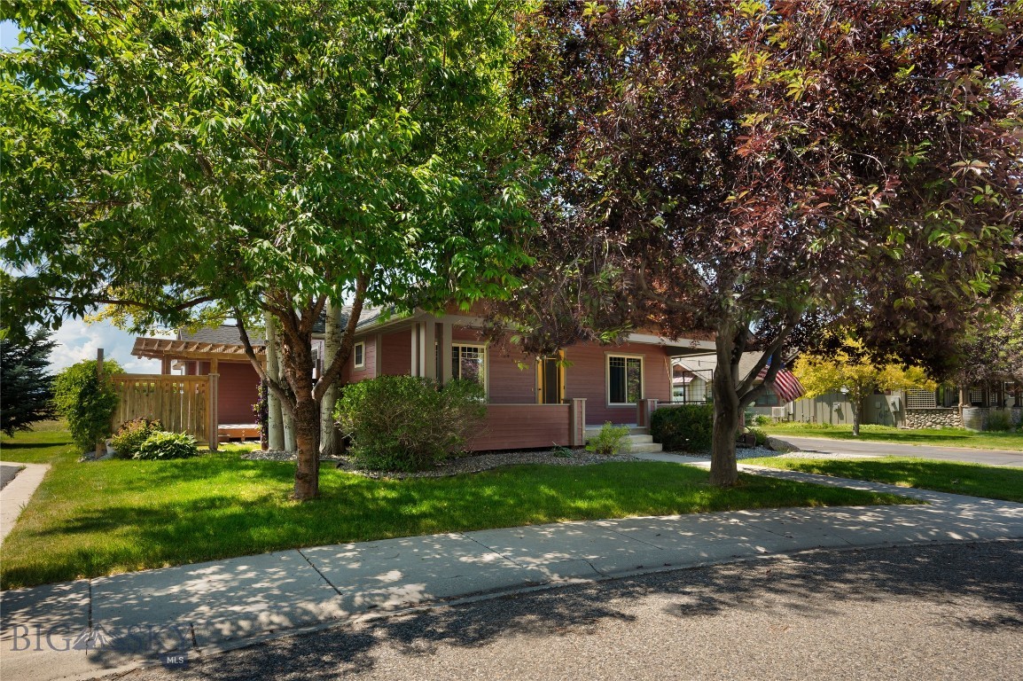 64 E Clara Court Property Photo 36