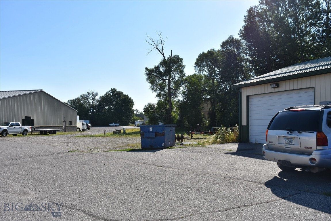 92 Caramel Court Property Photo 45
