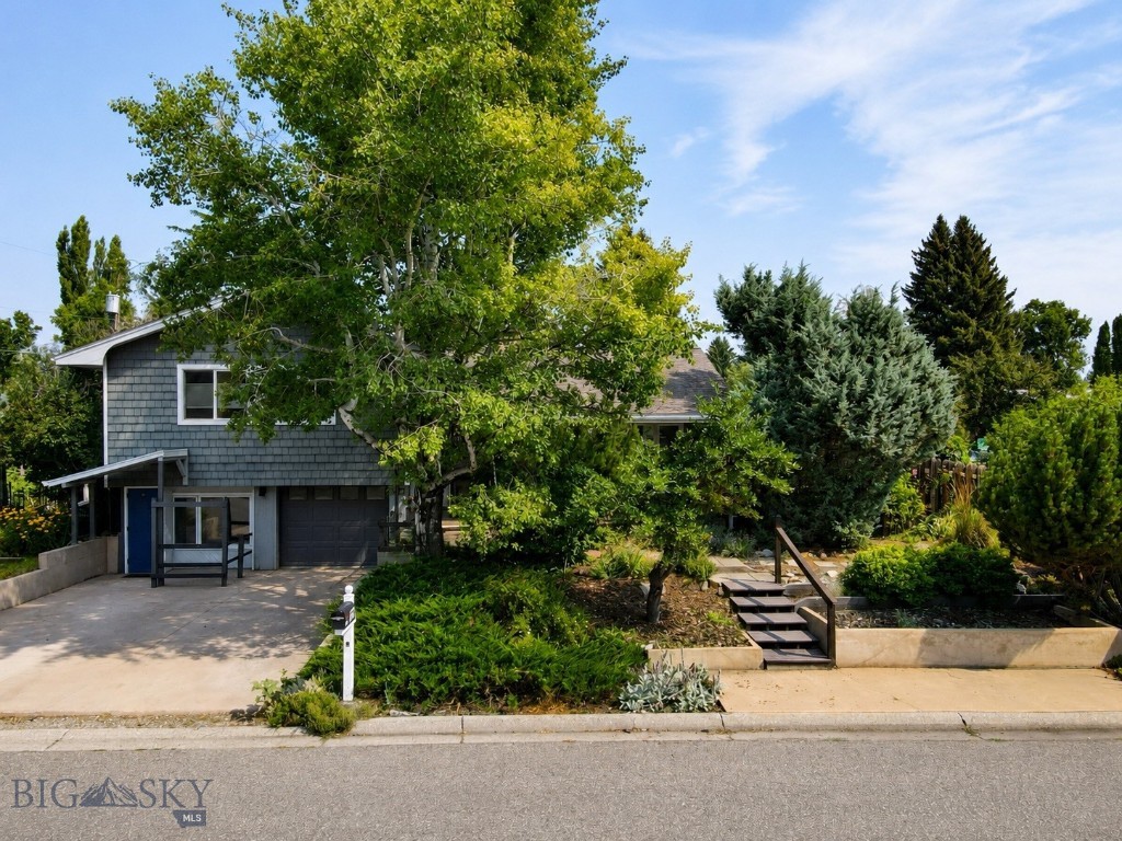 1211 S Black Avenue Property Photo 1