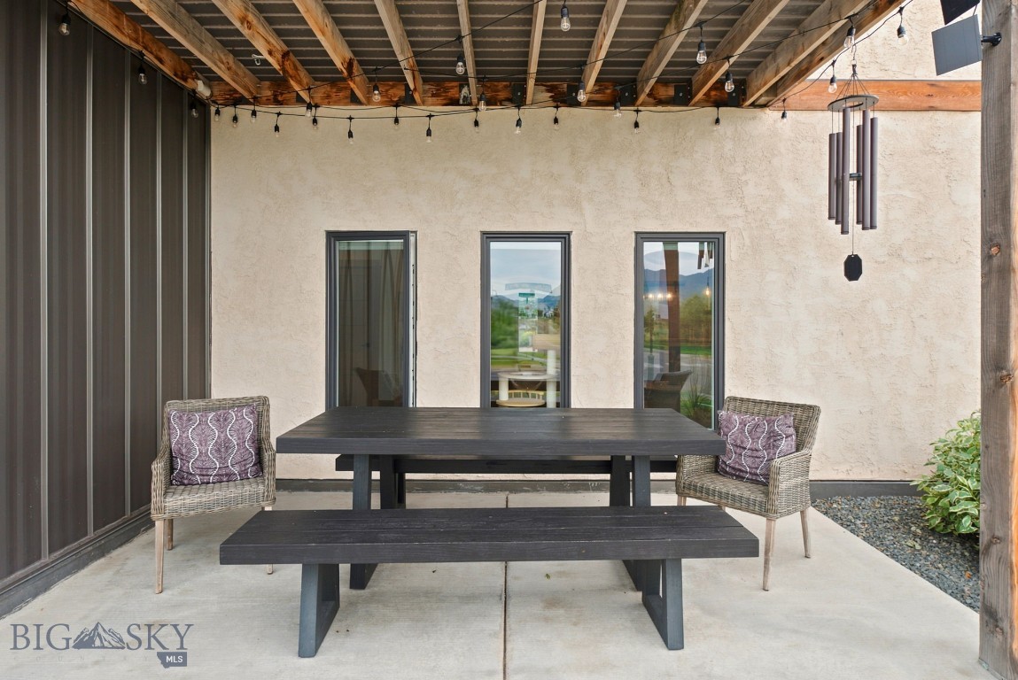 2489 Andalusian Property Photo 7