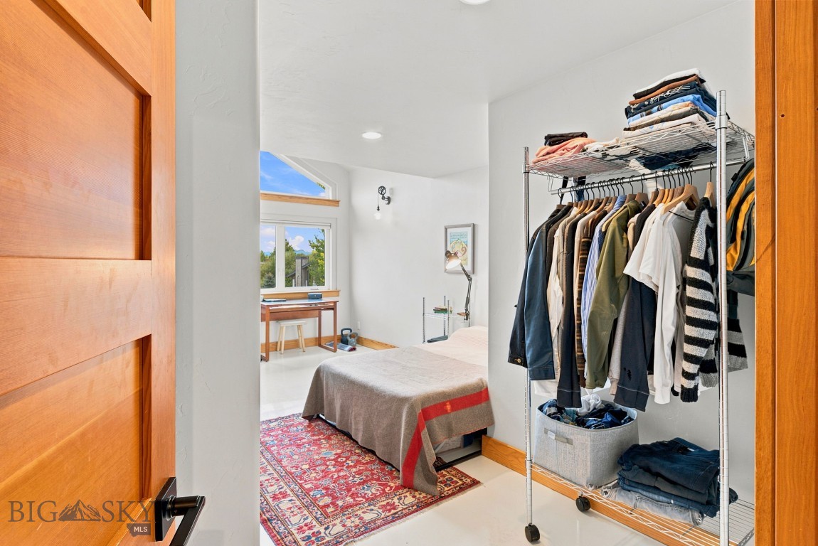 2489 Andalusian Property Photo 41