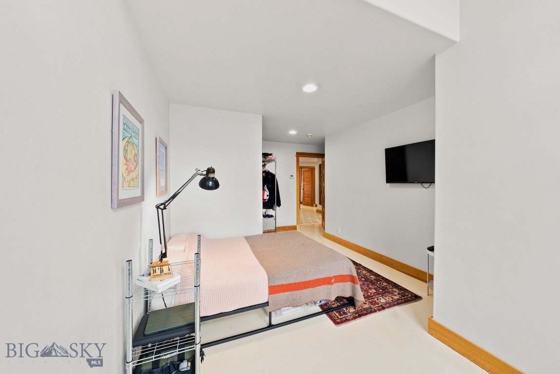 2489 Andalusian Property Photo 43