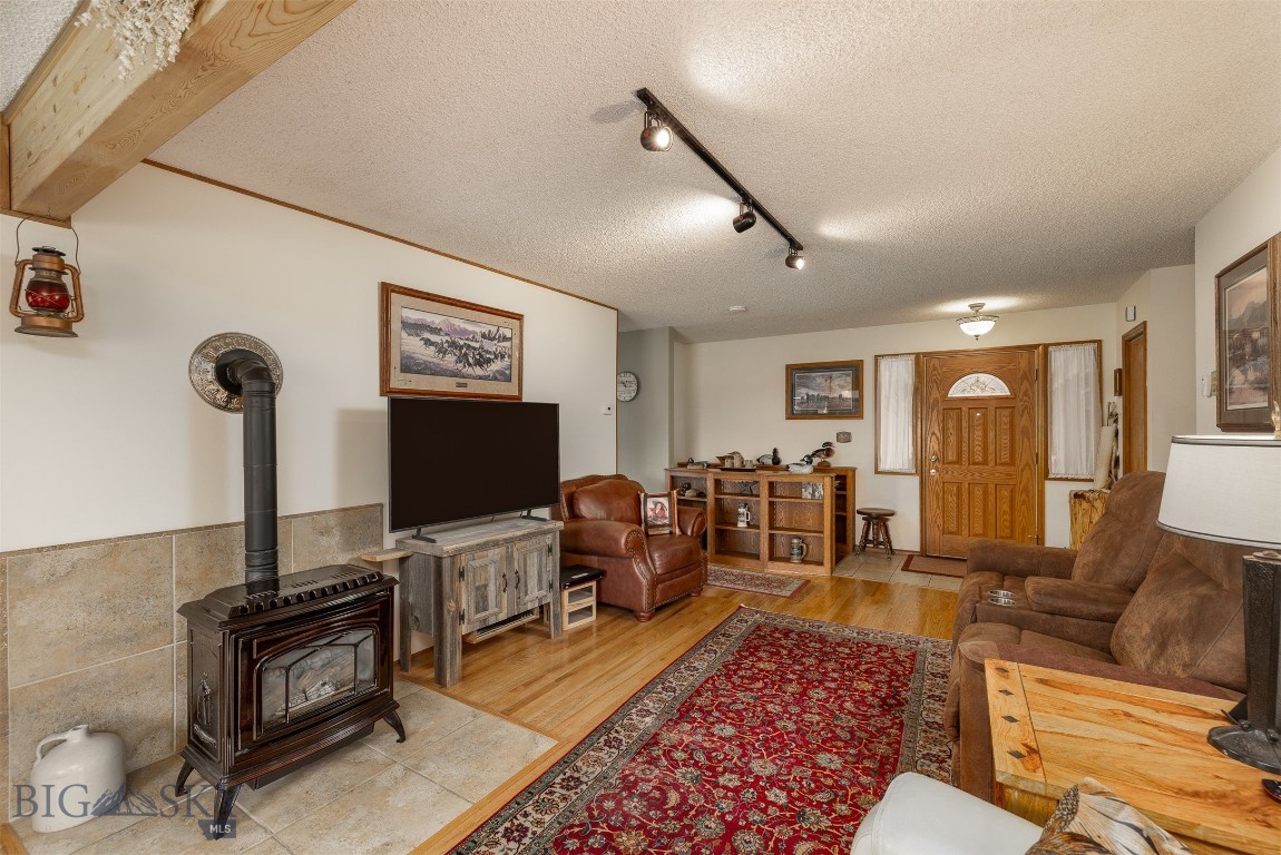 9 Indian Paintbrush Drive Property Photo 11