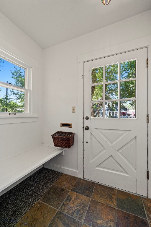 902 S 3rd Avenue Property Photo 5