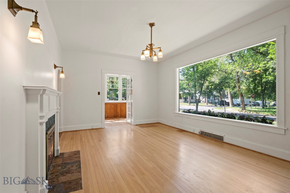 902 S 3rd Avenue Property Photo 10