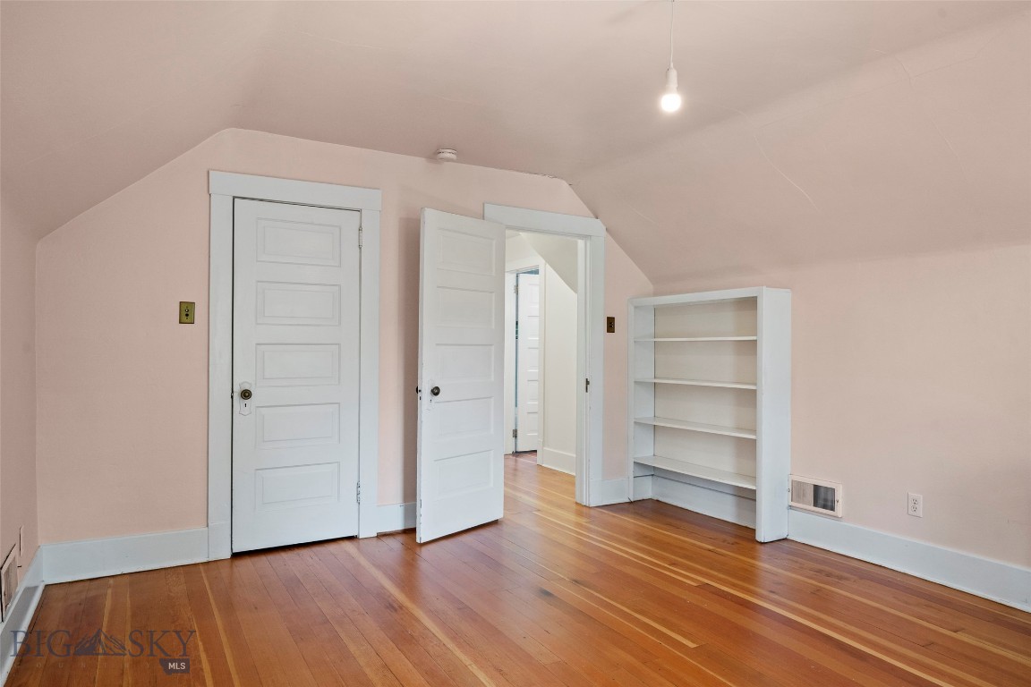 902 S 3rd Avenue Property Photo 37