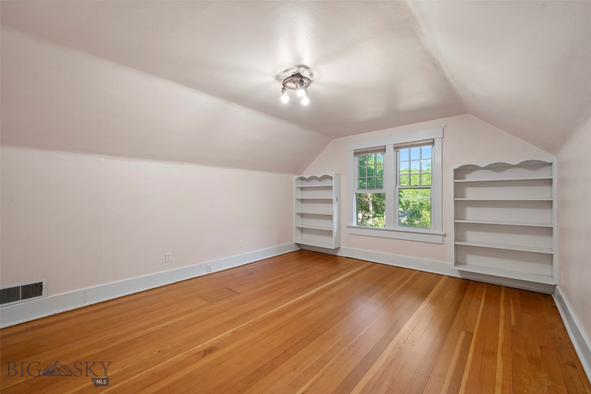 902 S 3rd Avenue Property Photo 42