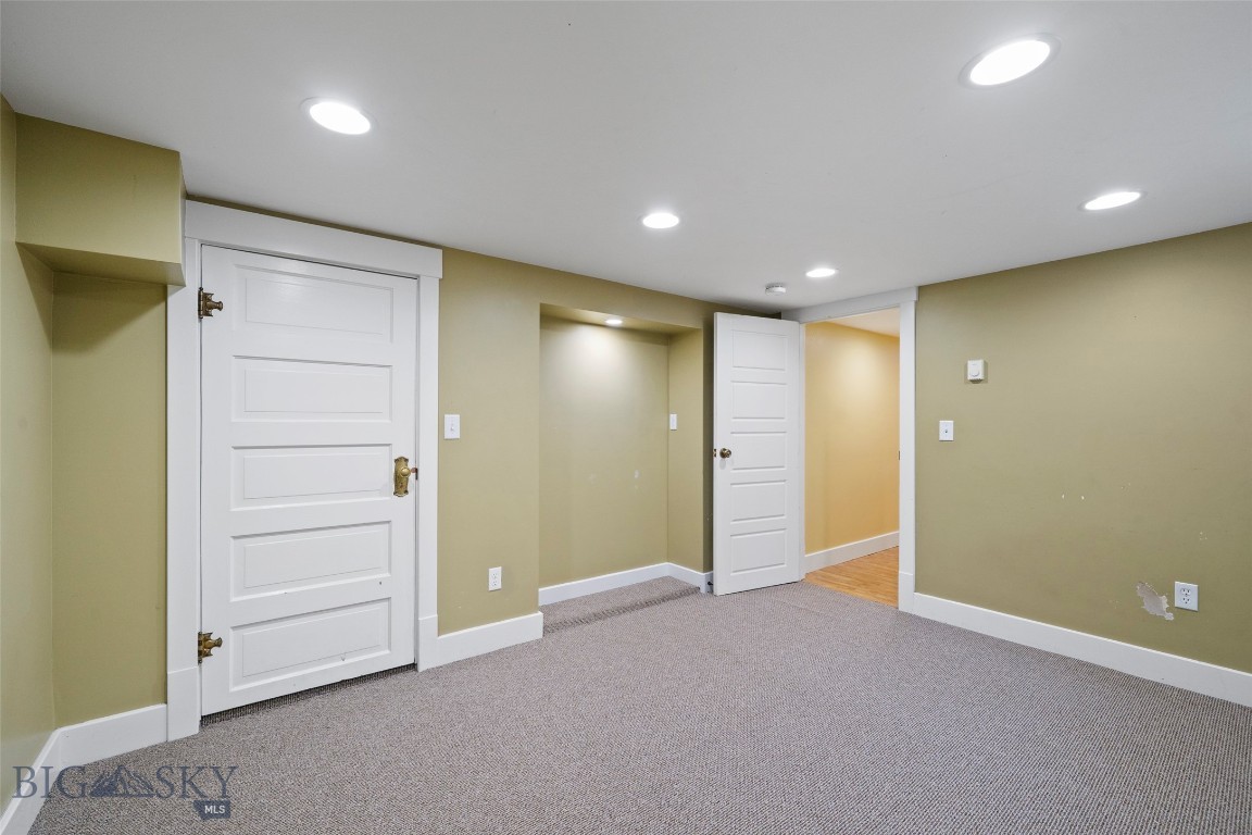 902 S 3rd Avenue Property Photo 51