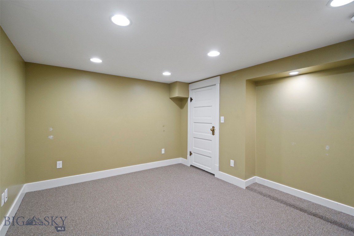 902 S 3rd Avenue Property Photo 52