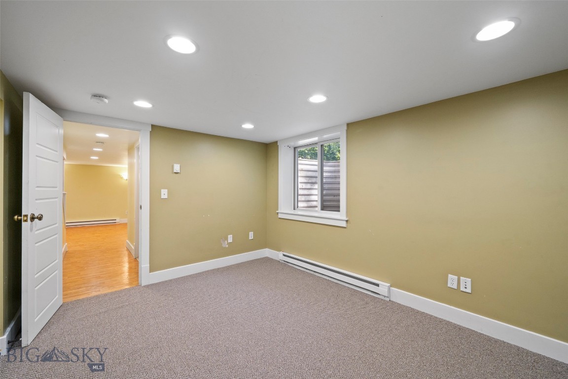 902 S 3rd Avenue Property Photo 53
