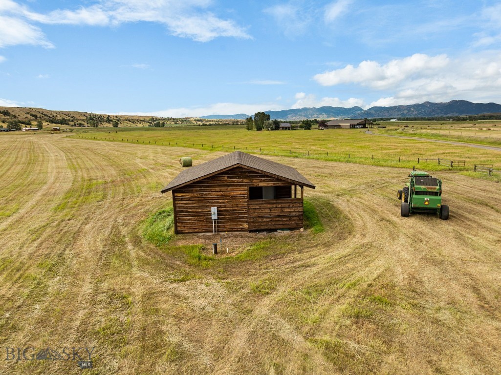 1687 Cottontail Road Property Photo 31