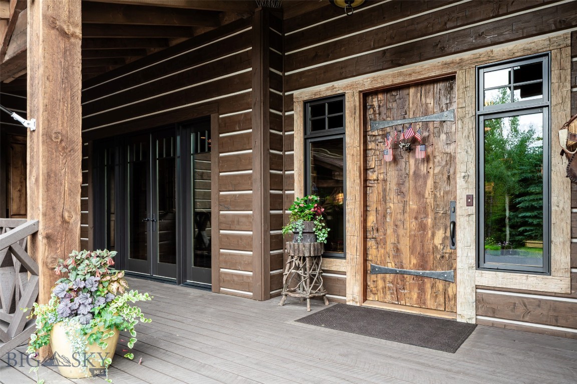 1660 South Fork Road Property Photo 3