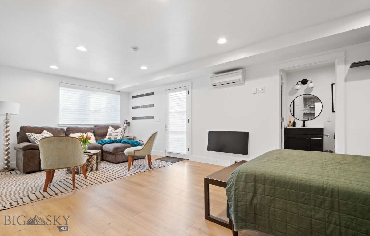 19 E Lamme Street Property Photo 47