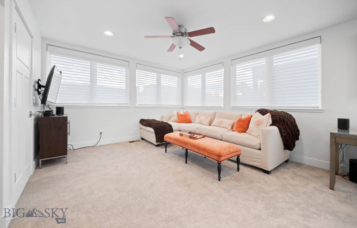19 E Lamme Street Property Photo 73