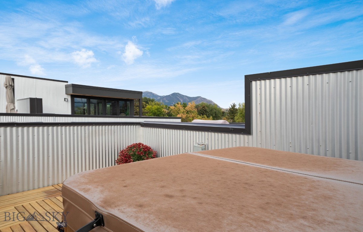 19 E Lamme Street Property Photo 82