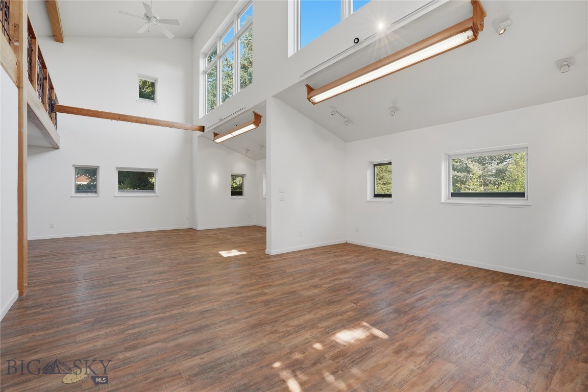 7013 Jade Property Photo 18
