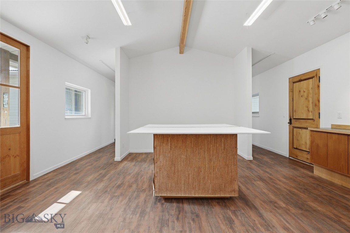 7013 Jade Property Photo 21
