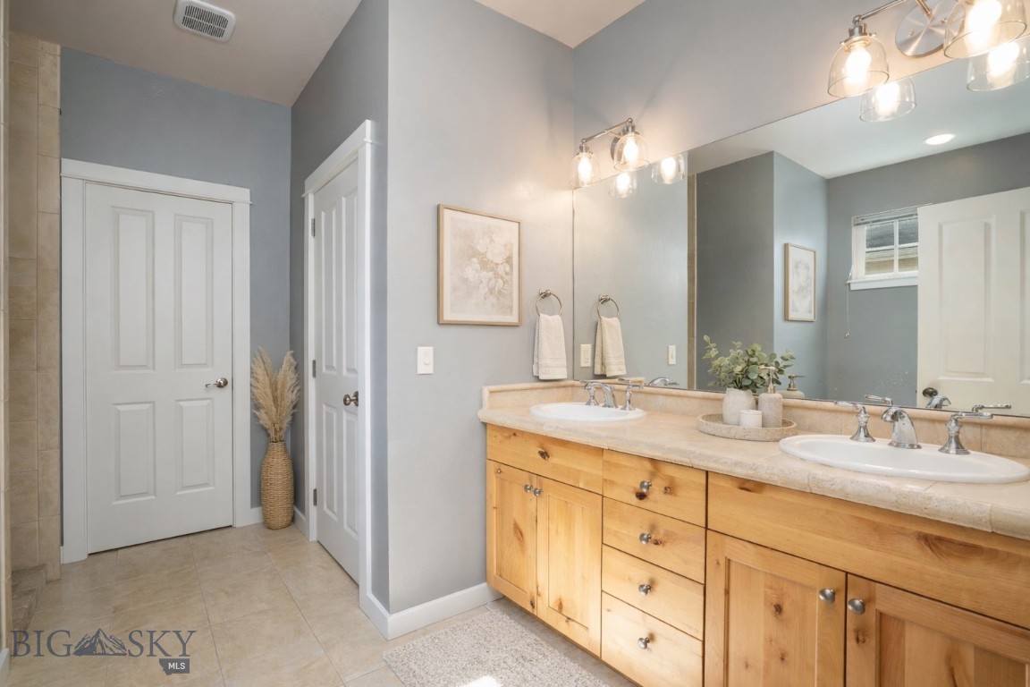 3166 Gardenbrook Lane Property Photo 18