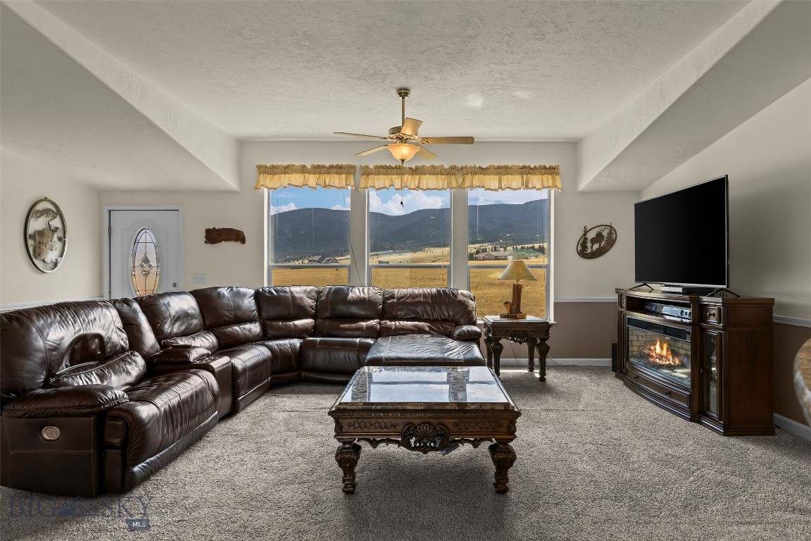 110 Buffalo Trail Property Photo 7