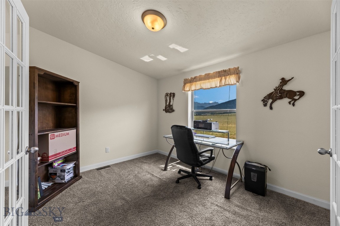 110 Buffalo Trail Property Photo 30
