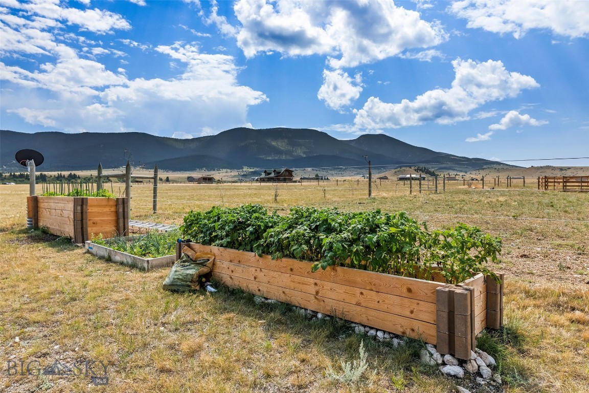 110 Buffalo Trail Property Photo 48