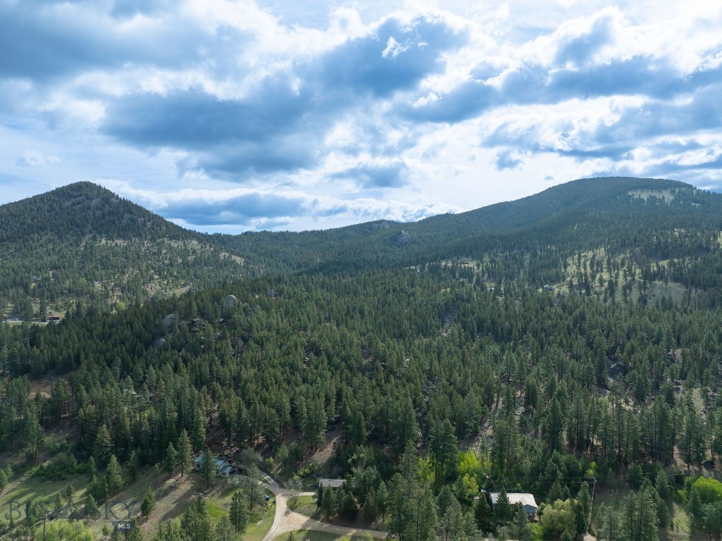 28 Pinecrest Loop Property Photo 25