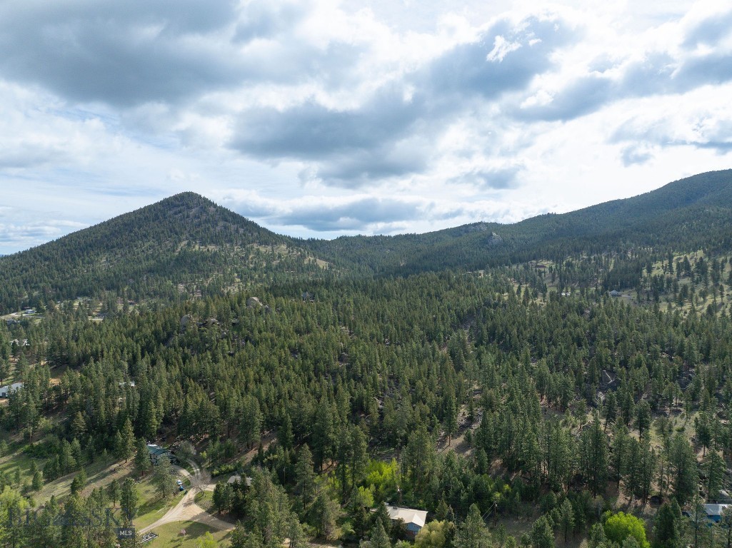 28 Pinecrest Loop Property Photo 26