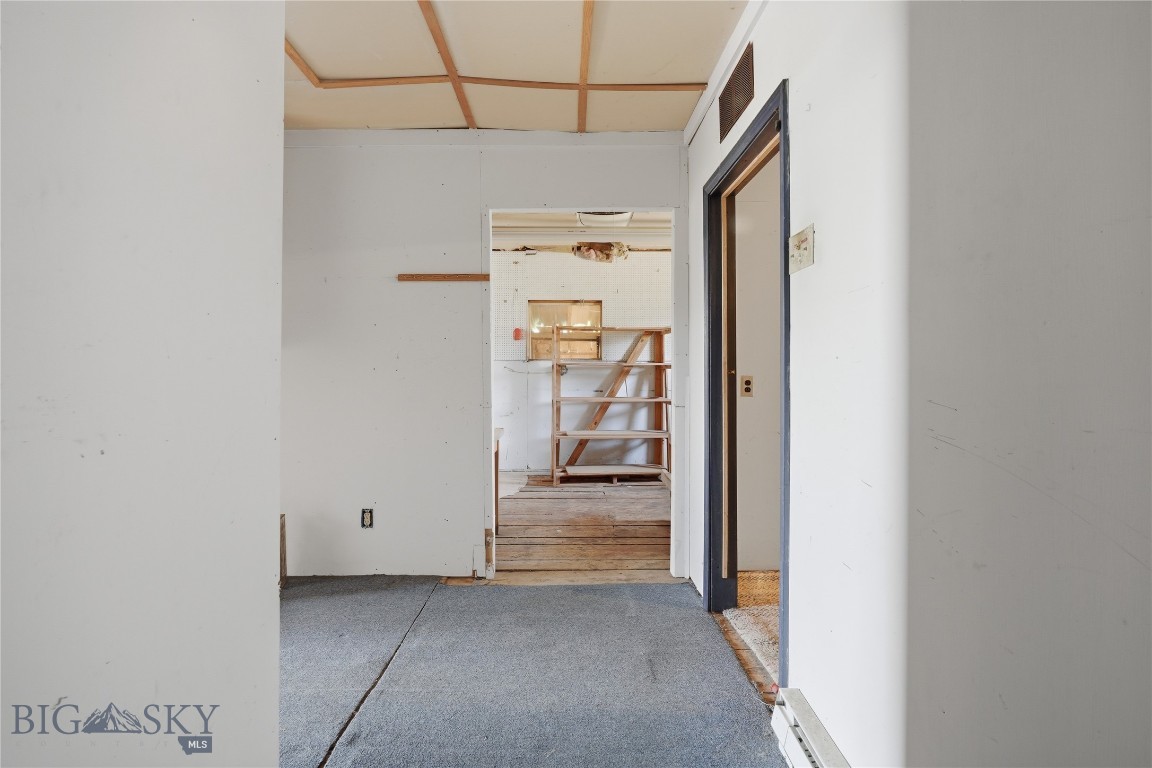13 Central Property Photo 10