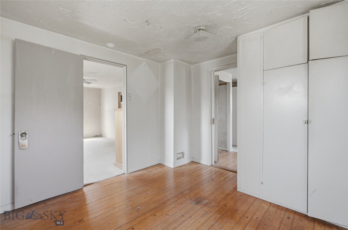 13 Central Property Photo 15
