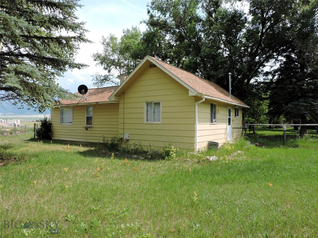 353 Waterloo Road Property Photo 2