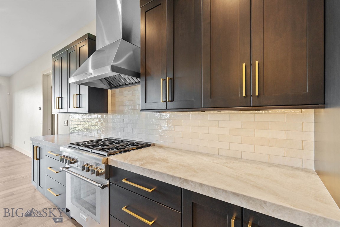 155 Balmoral Trail A Property Photo 7