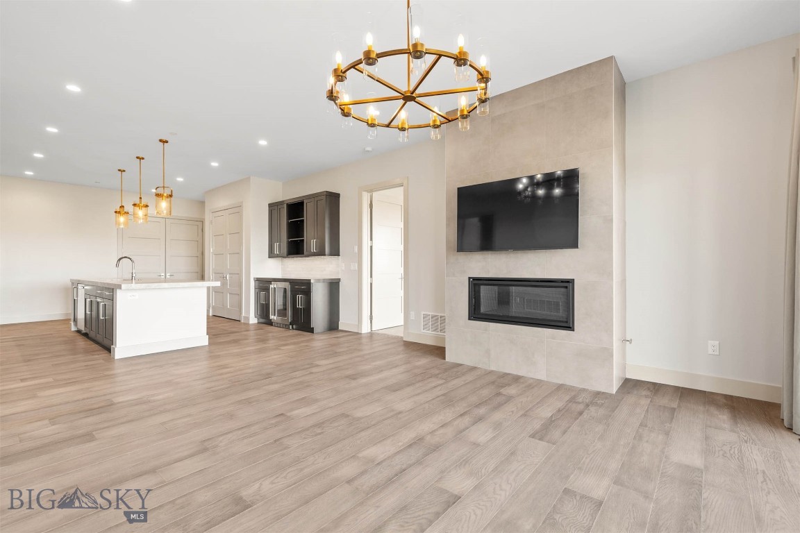 155 Balmoral Trail A Property Photo 15