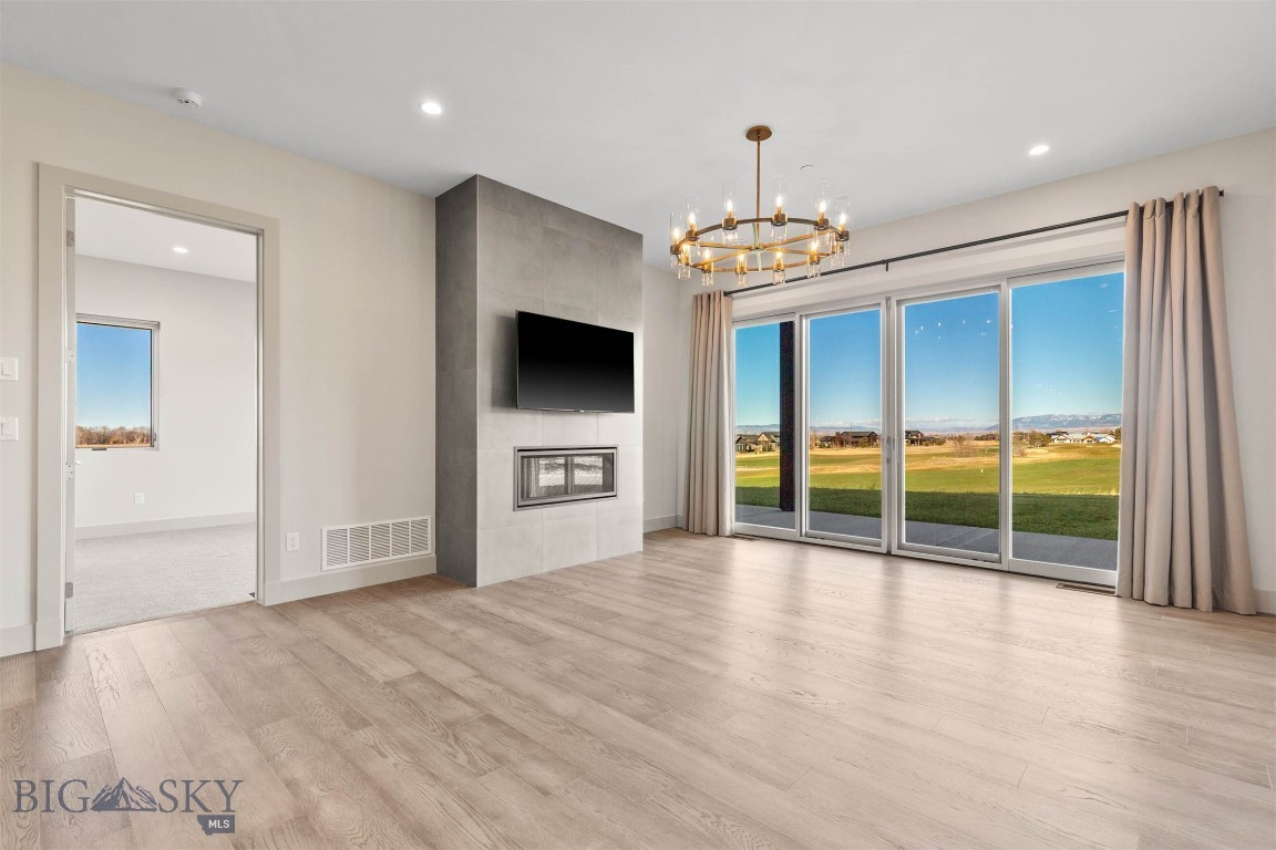 155 Balmoral Trail A Property Photo 16