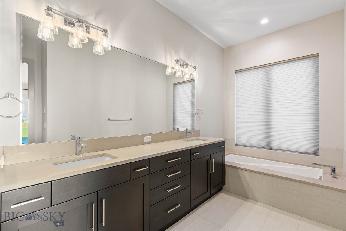 155 Balmoral Trail A Property Photo 24