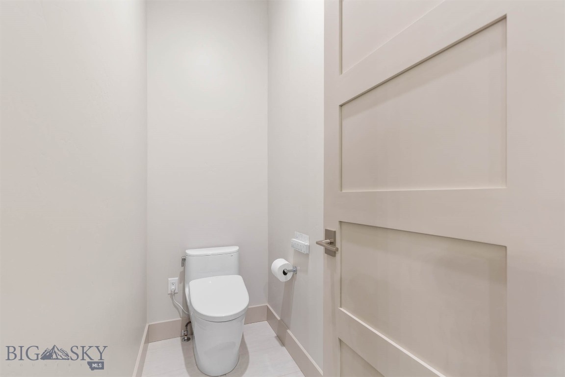 155 Balmoral Trail A Property Photo 27