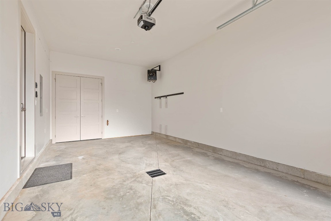 155 Balmoral Trail A Property Photo 37