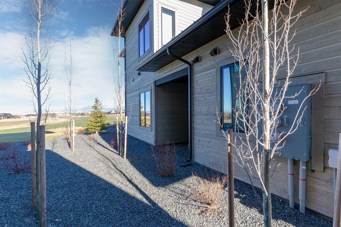 155 Balmoral Trail A Property Photo 43