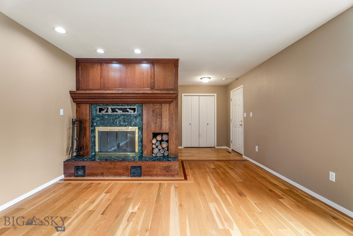 1904 Gold Rush Avenue Property Photo 8