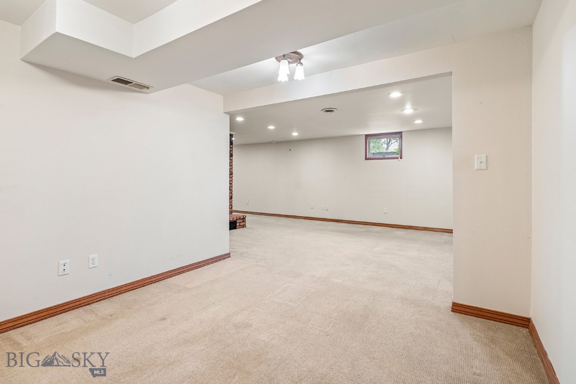 1904 Gold Rush Avenue Property Photo 38