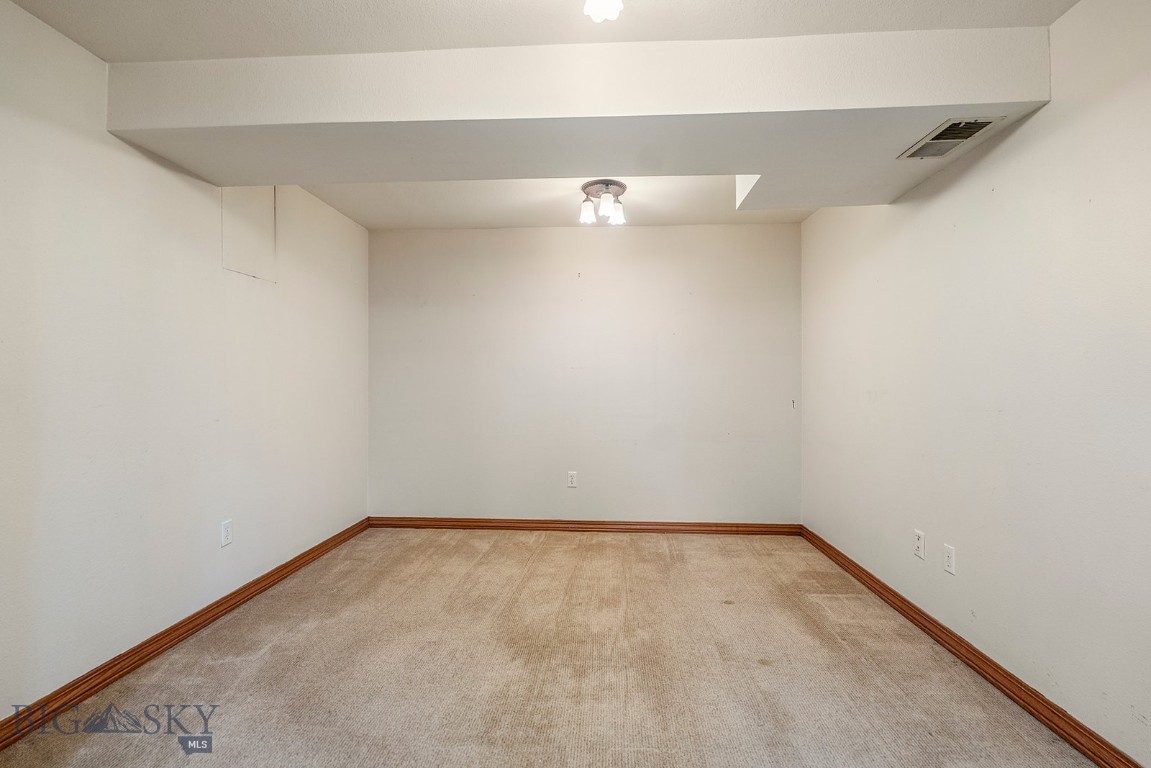 1904 Gold Rush Avenue Property Photo 39