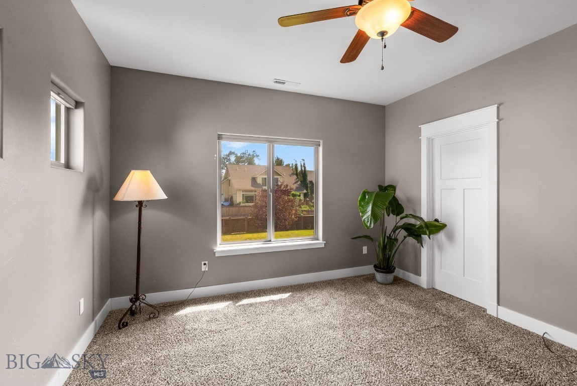 4858 Victory Street Property Photo 44